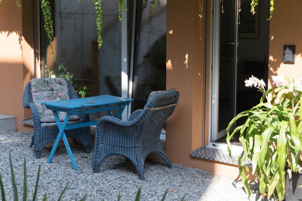 Chez Pio Apartment Муртен Екстериор снимка